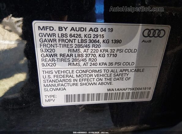 WA1AHAF75KD041916 2019 AUDI Q7 Black Widok komory silnika