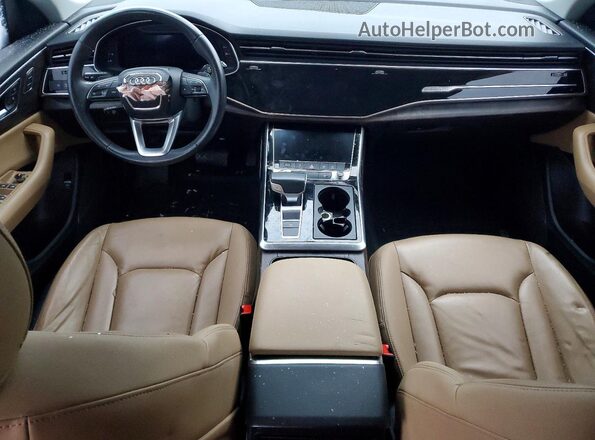 WA1AVAF15KD022657 2019 AUDI Q8 White Widok deski rozdzielczej