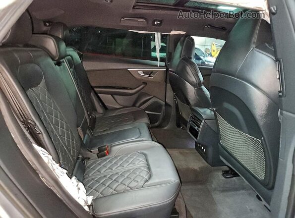 WA1AWBF17MD008748 2021 AUDI SQ8 Серый Вид задней части салона