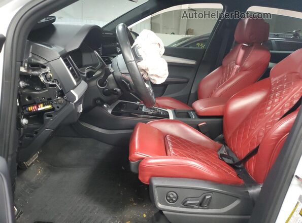 WA1B4AFY1M2095723 2021 AUDI SQ5 Белый Вид салона спереди
