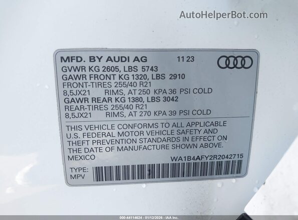 WA1B4AFY2R2042715 2024 AUDI SQ5 Белый Вид подкапотного пространства