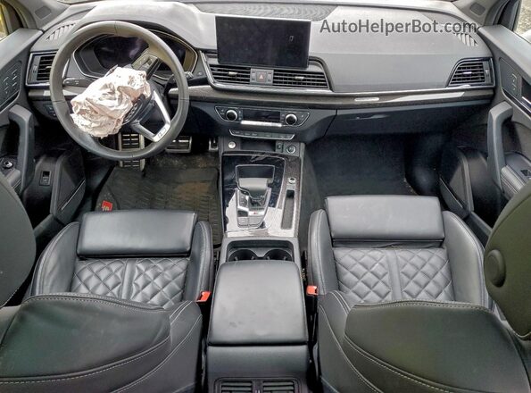 WA1B4AFY9R2095542 2024 AUDI SQ5 Серый Вид панели приборов