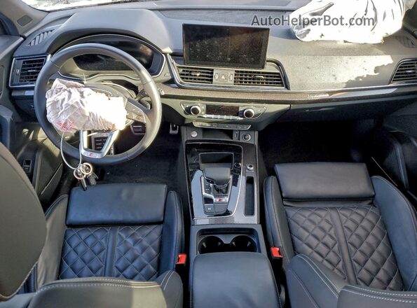 WA1B4AFY9R2102702 2024 AUDI SQ5 Черный Вид панели приборов