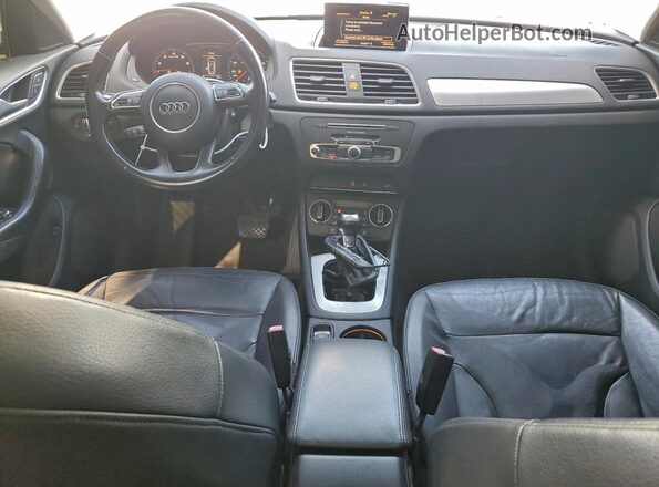 WA1BCCFS4HR014012 2017 AUDI Q3 White Widok deski rozdzielczej
