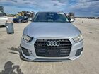 2016 Audi Q3 Premium Plus Серебряный vin: WA1BFCFS1GR018931