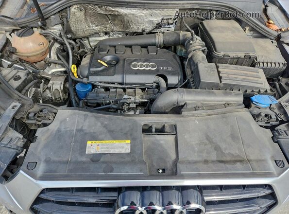 WA1BFCFS1GR018931 2016 AUDI Q3 Серебряный Вид задней части салона