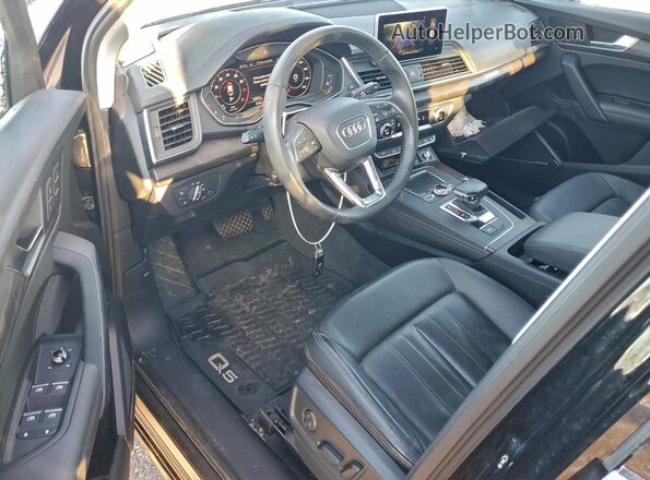 WA1BNAFY7K2111000 2019 AUDI Q5 Черный Вид панели приборов
