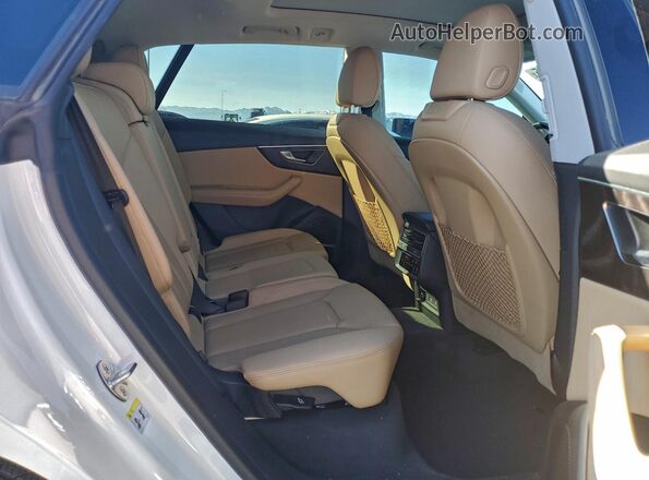 WA1BVBF10PD013401 2023 AUDI Q8 Белый Вид задних сидений