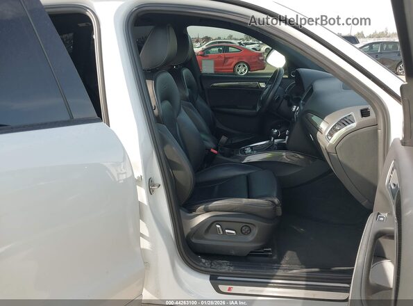 WA1CCAFP7HA082632 2017 AUDI SQ5 White წინა სალონის ხედი