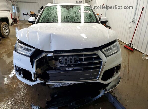 WA1CNAFY8K2065472 2019 AUDI Q5 Белый Вид спереди