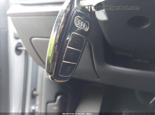 WA1CVAF13KD012475 2019 AUDI Q8 Gray Widok deski rozdzielczej