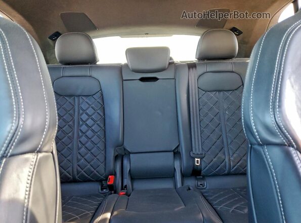WA1CWBF13MD033283 2021 AUDI SQ8 White Вид задніх сидінь