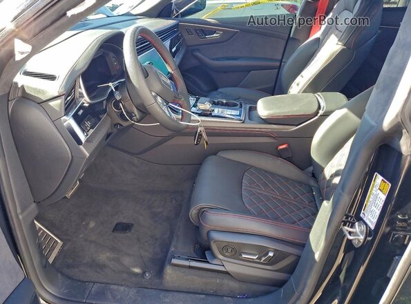 WA1CWBF19SD038002 2025 AUDI SQ8 Черный Вид салона спереди