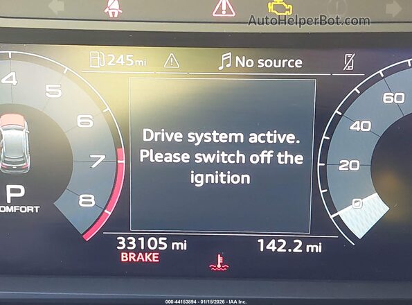 WA1DECF33P1114028 2023 AUDI Q3 Черный 