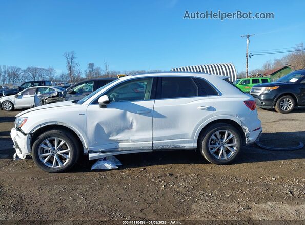 WA1DECF35M1130081 2021 AUDI Q3 Белый Панорамный вид салона 360°