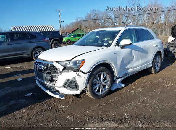 WA1DECF35M1130081 2021 AUDI Q3 Белый Вид спереди
