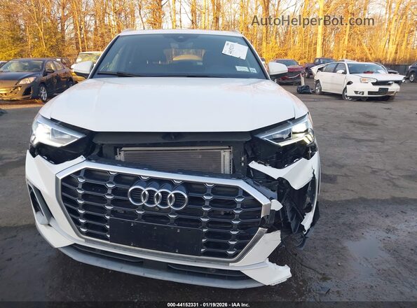 WA1DECF38P1105986 2023 AUDI Q3 White Widok zestawu wskaźników