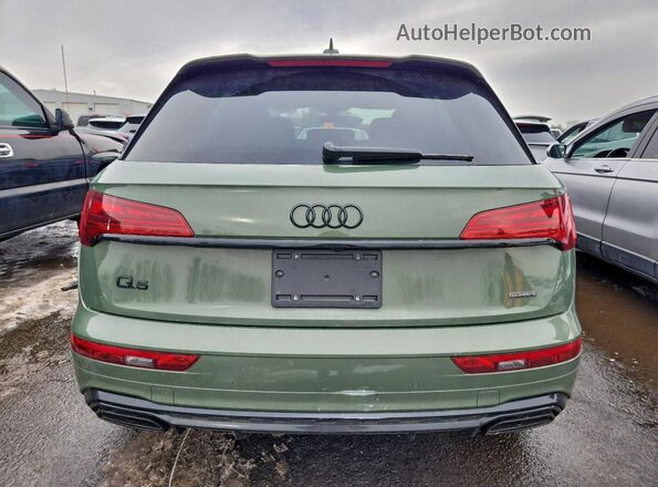 WA1EAAFY1R2140351 2024 AUDI Q5 Green Հետևի տեսք