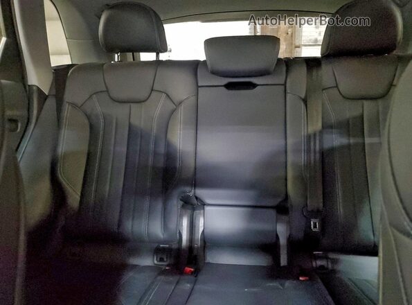 WA1EAAFY4R2030510 2024 AUDI Q5 Серый Вид задних сидений