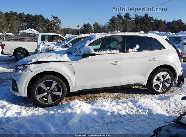 WA1EAAFY8P2016672 2023 AUDI Q5 White Панорамний вид салону 360°