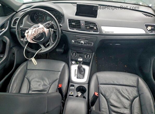 WA1ECCFS5HR004666 2017 AUDI Q3 Черный Вид панели приборов