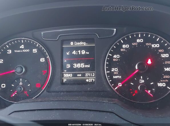 WA1ECCFS5JR024759 2018 AUDI Q3 Silver Вид задніх сидінь