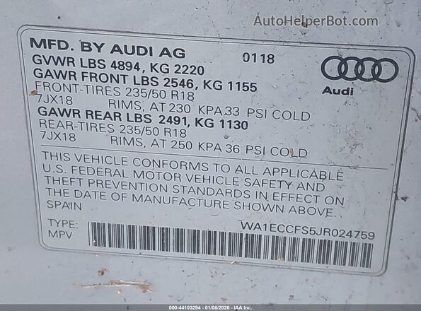 WA1ECCFS5JR024759 2018 AUDI Q3 Silver Вид підкапотного простору