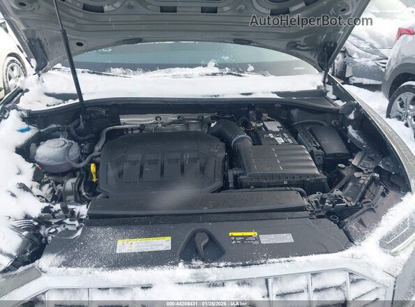 WA1EECF31R1174302 2024 AUDI Q3 Gray Widok z tyłu