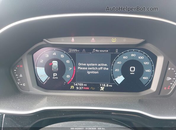WA1EECF31R1174302 2024 AUDI Q3 Gray Widok tylnych siedzeń