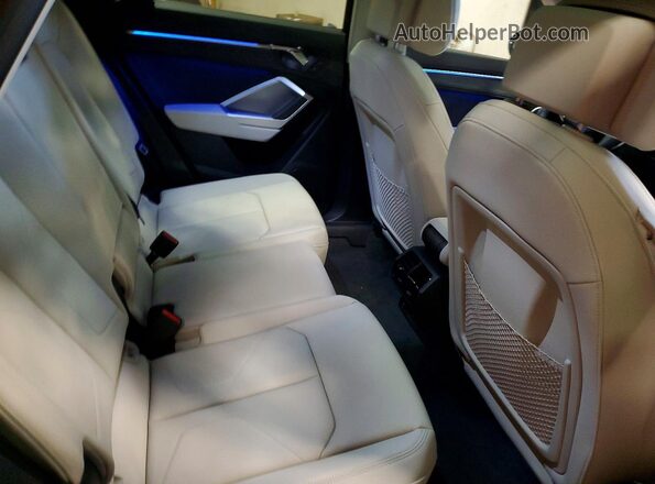WA1EECF36S1079532 2025 AUDI Q3 Blue Vista interior trasera