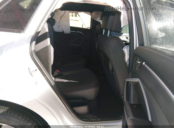 WA1EECF37S1108522 2025 AUDI Q3 White VIN კოდის სტიკერის ხედი
