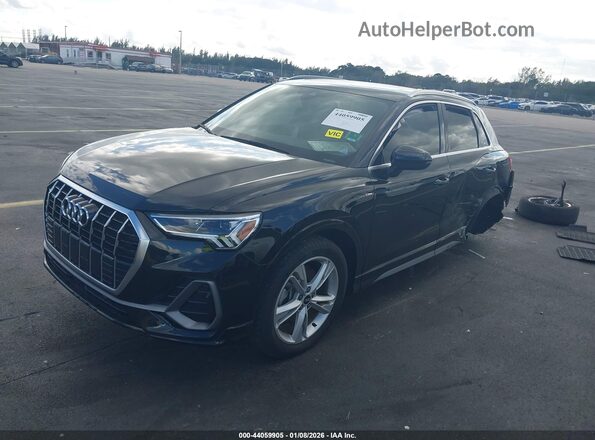 WA1EECF39N1051891 2022 AUDI Q3 Черный Передняя левая четверть