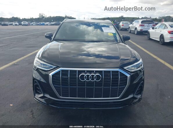 WA1EECF39N1051891 2022 AUDI Q3 Черный Вид задней части салона