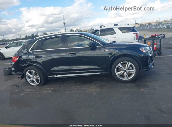 WA1EECF39N1051891 2022 AUDI Q3 Черный Панорамный вид салона 360°