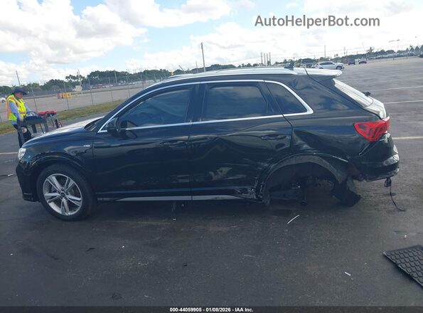 WA1EECF39N1051891 2022 AUDI Q3 Черный 