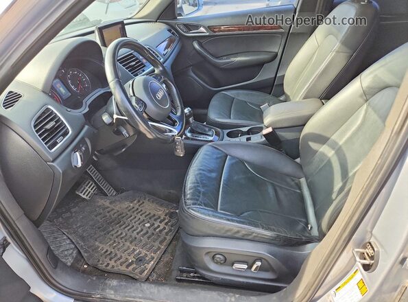 WA1EFCFS2GR011631 2016 AUDI Q3 Silver Vista interior delantera