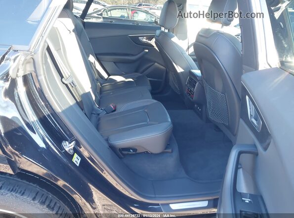 WA1EVAF15LD025030 2020 AUDI Q8 Black Вид наклейки з VIN-кодом