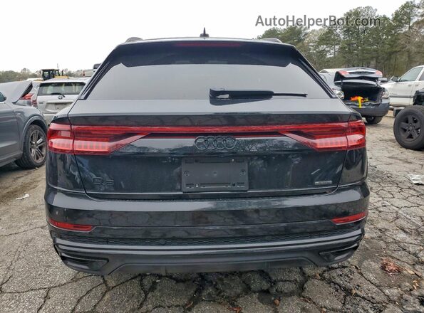 WA1EVBF13ND021857 2022 AUDI Q8 Черный Вид сзади