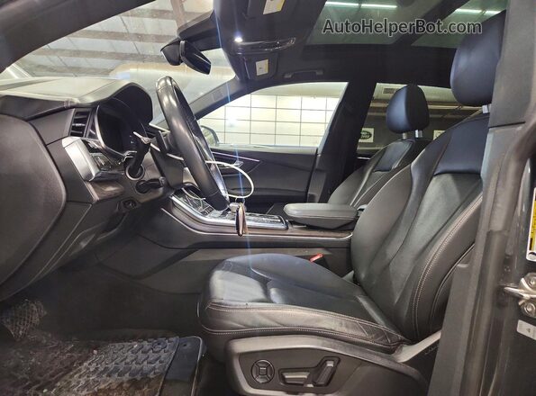 WA1FVAF16MD016939 2021 AUDI Q8 Gray Սալոնի դիմացի տեսք