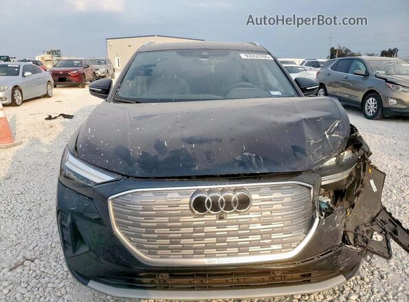 WA1G2BFZXNP033090 2022 AUDI Q4 Черный Вид спереди