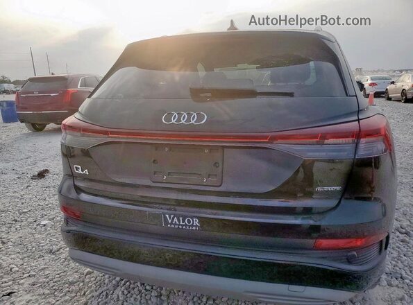WA1G2BFZXNP033090 2022 AUDI Q4 Черный Вид сзади