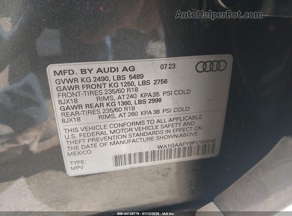 WA1GAAFY9P2183048 2023 AUDI Q5 Gray ძრავის განყოფილების ხედი