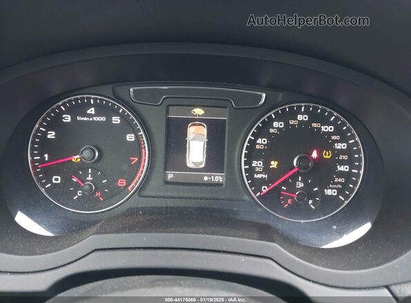 WA1GFCFS3GR004857 2016 AUDI Q3 Белый Вид задних сидений