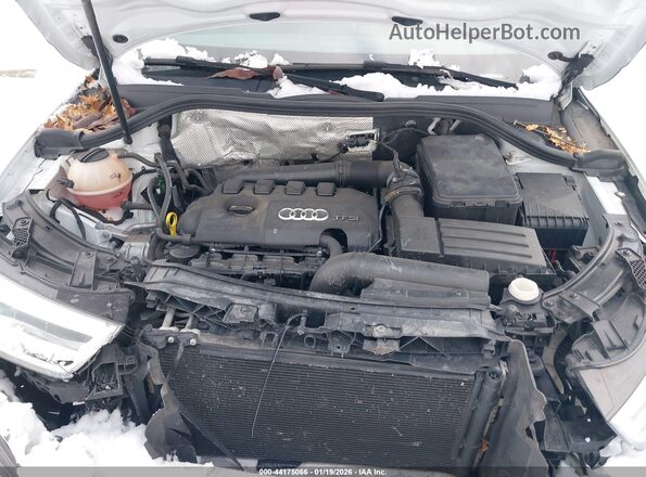 WA1GFCFS3GR004857 2016 AUDI Q3 Белый Вид сзади
