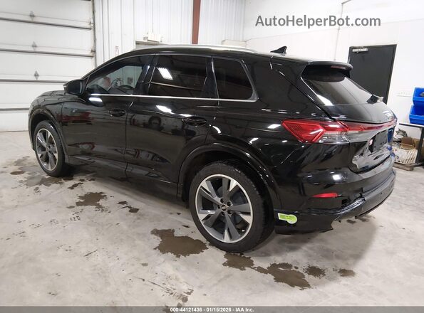 WA1H2BFZ1NP033824 2022 AUDI Q4 Черный Задняя левая четверть