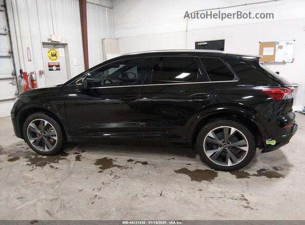 WA1H2BFZ1NP033824 2022 AUDI Q4 Черный 