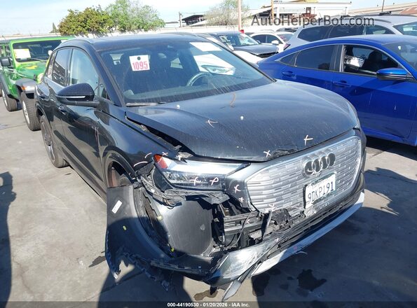 WA1H2BFZ9NP014423 2022 AUDI Q4 Черный Передняя правая четверть