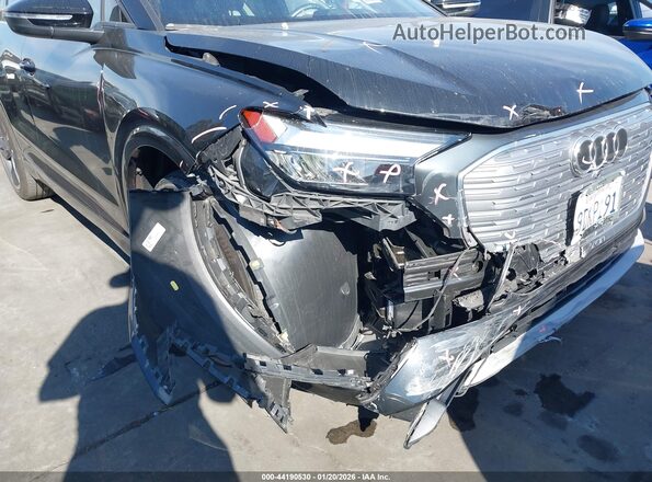 WA1H2BFZ9NP014423 2022 AUDI Q4 Черный Вид спереди