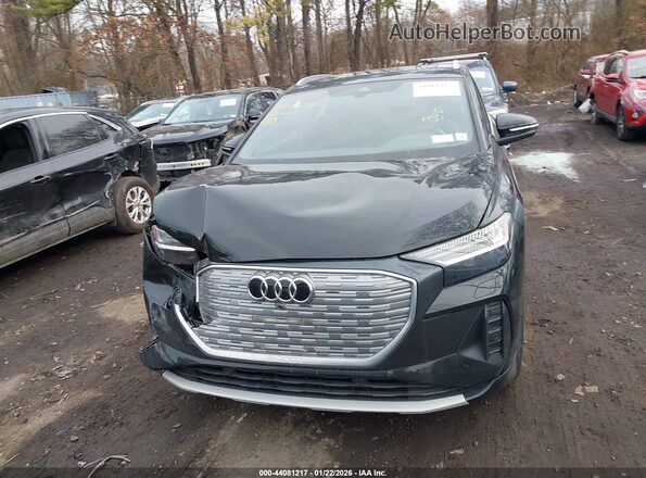 WA1J2BFZ1NP054982 2022 AUDI Q4 Black ხელსაწყოთა პანელის ხედი