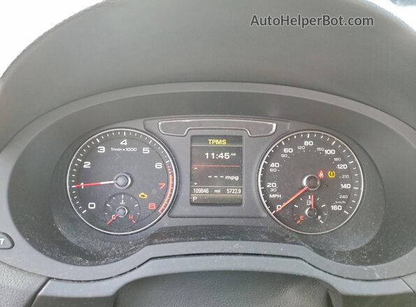WA1JCCFS9JR025797 2018 AUDI Q3 Black ხელსაწყოთა პანელის ხედი